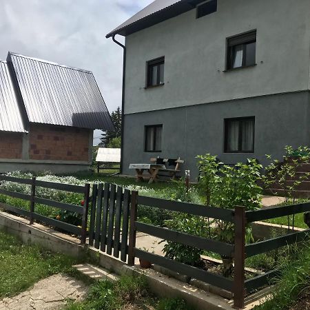 Underwoods Zabljak Guesthouse Exterior foto