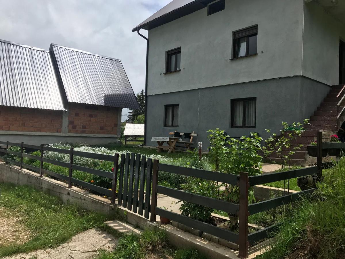 Underwoods Zabljak Guesthouse Exterior foto